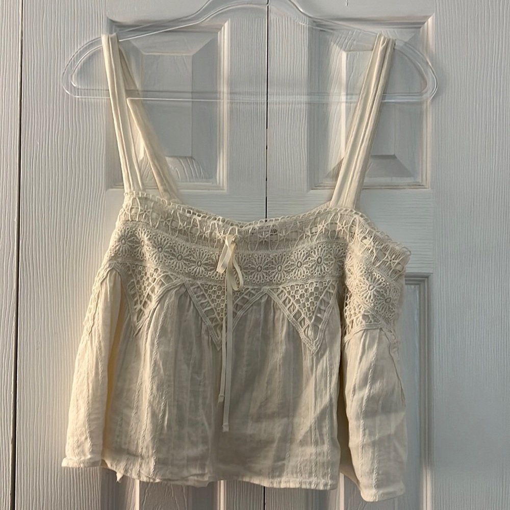 White tank top crop